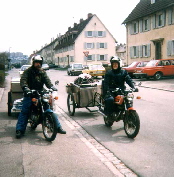 Mit Mopeds unnd Anhnger in Villingen
